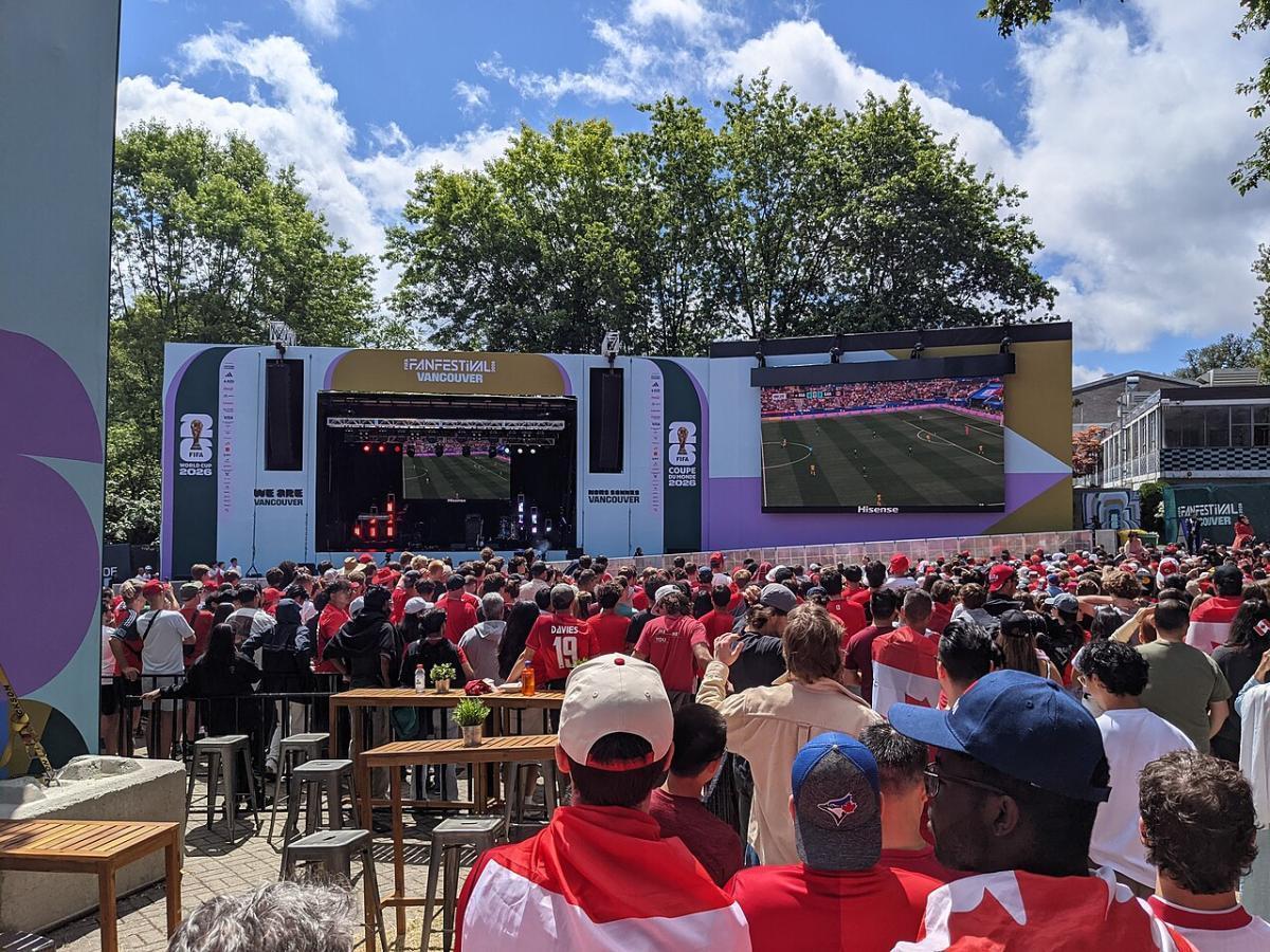 英格兰的青训是理解整场较量的入口